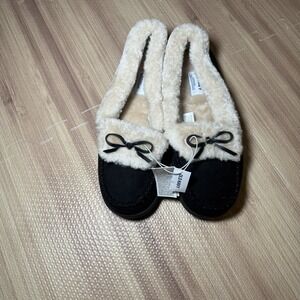 Old Navy Women's Black Faux Suede Moccasin Slippers Size 9 Fur Lined NWT